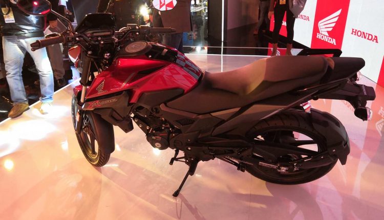 honda x blade 160 on road price