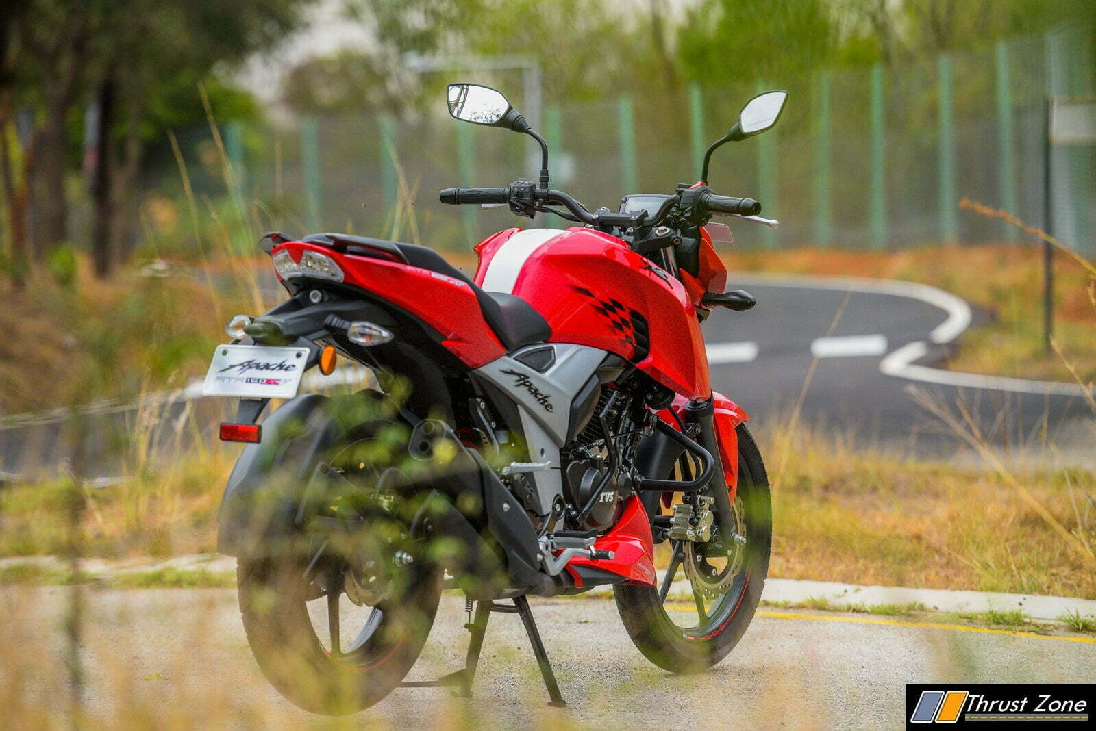 Tvs Apache Rtr 160 4v Review 1 Thrust Zone