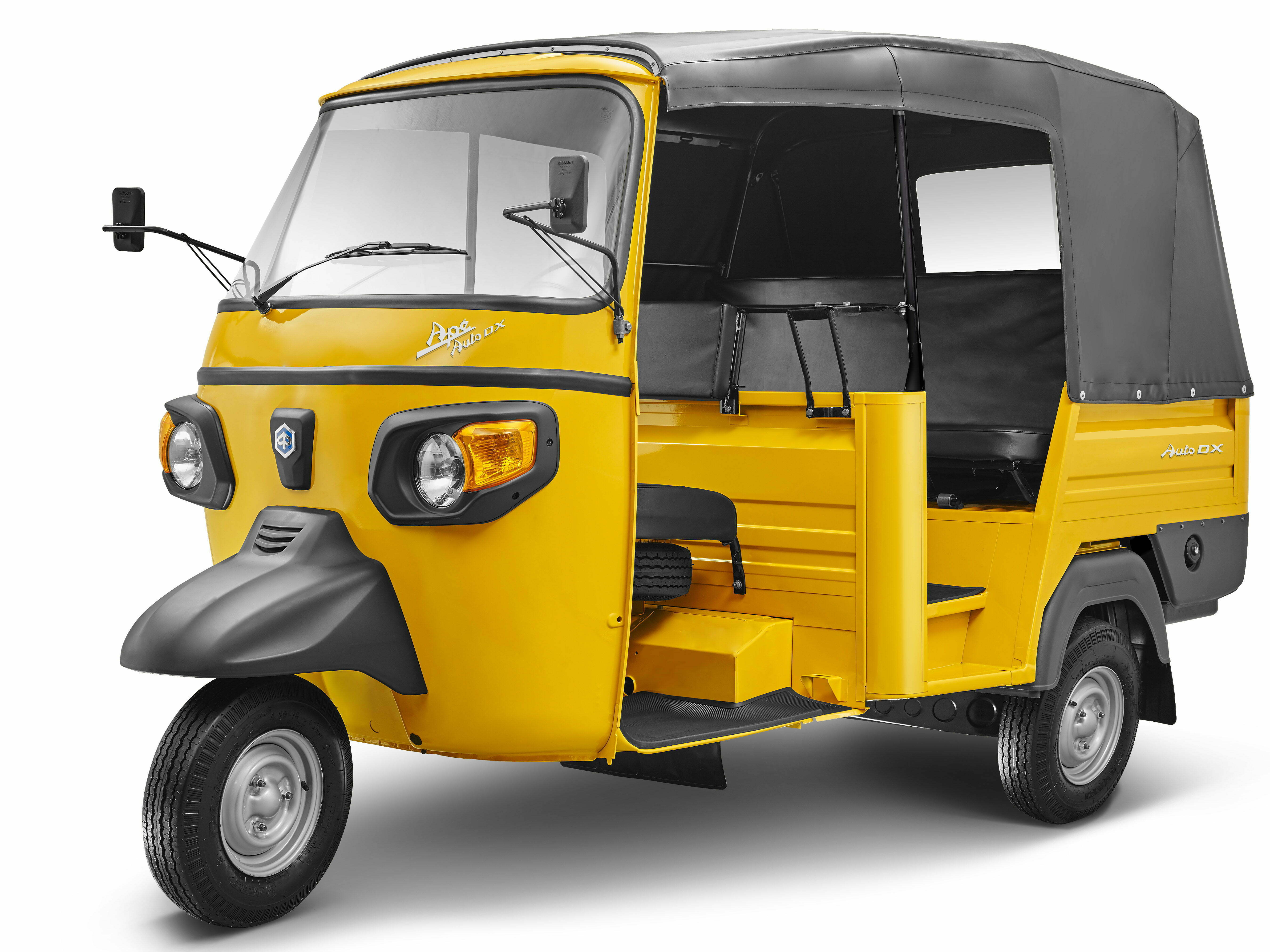 Piaggio India Unveils The Ape Xtra LDX and Ape Auto DX
