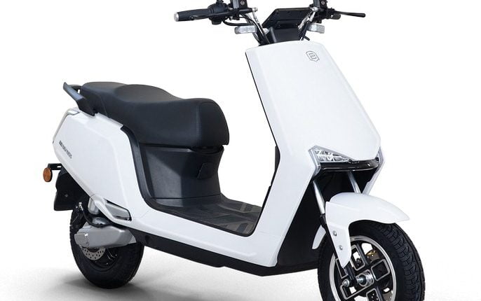 Bgauss Electric Scooter A2 White Thrust Zone