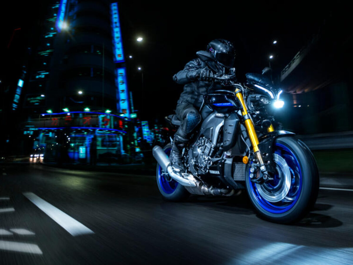 Video Yamaha MT10 SP Review  44Teeth  Motorcycle Lifestyle