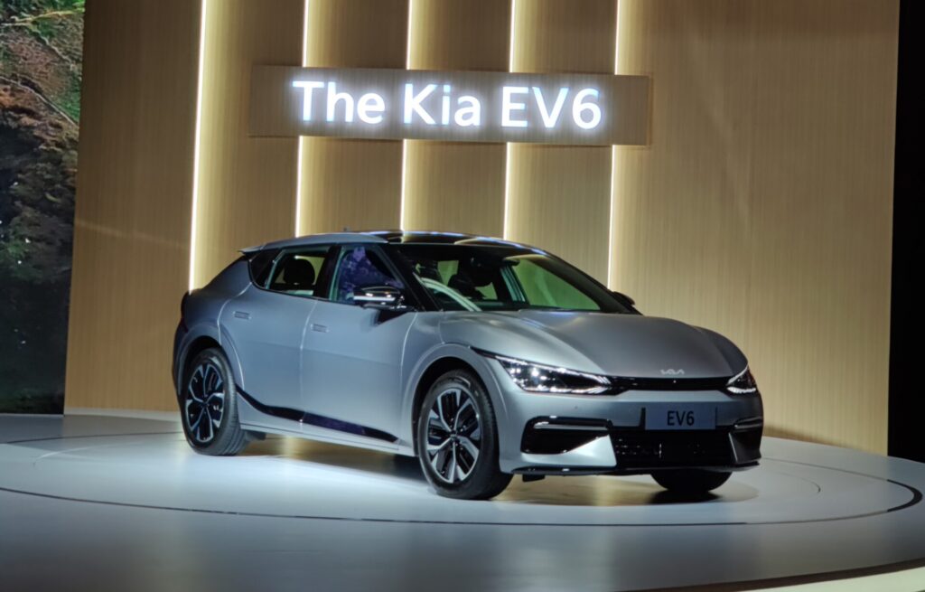 2022 Kia EV6 India Launch Price Revealed!