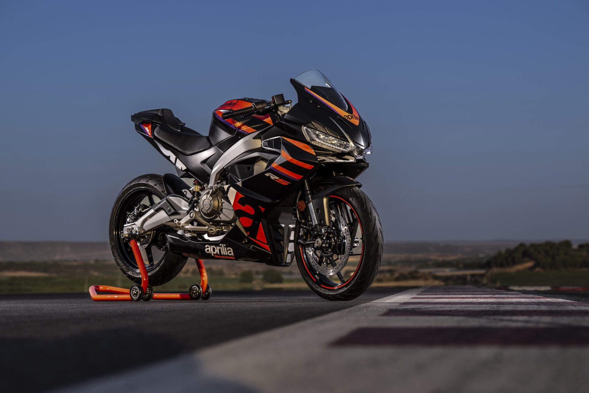 ALL NEW Aprilia RS 457 India Launch Price Specs