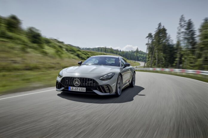 2024 Mercedes-AMG GT 63 PRO 4MATIC+ Revealed (1)