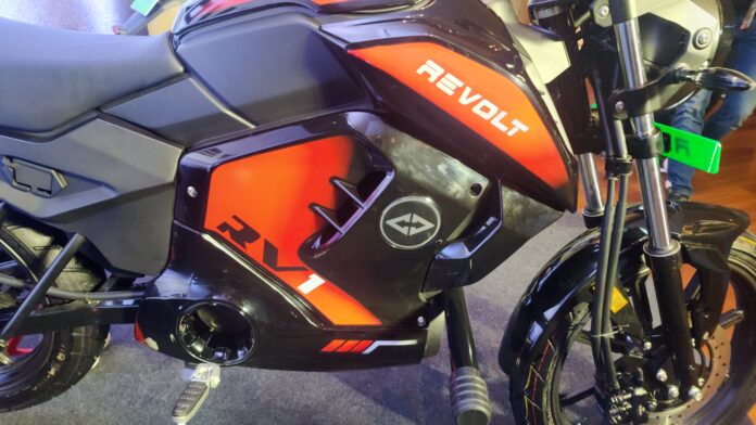 revolt-rv1-plus-launch-motorcycle-electric (1)