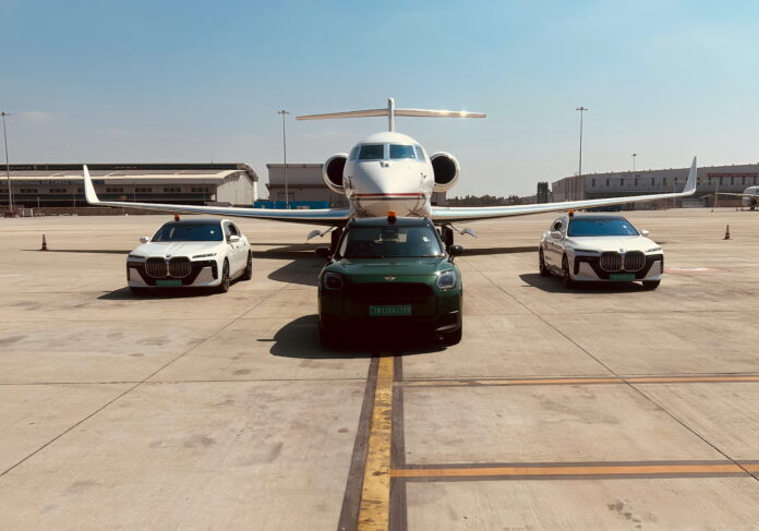 BMW i7 And MINI Countryman Are The VIP Vehicles At Bengaluru Terminal 2!